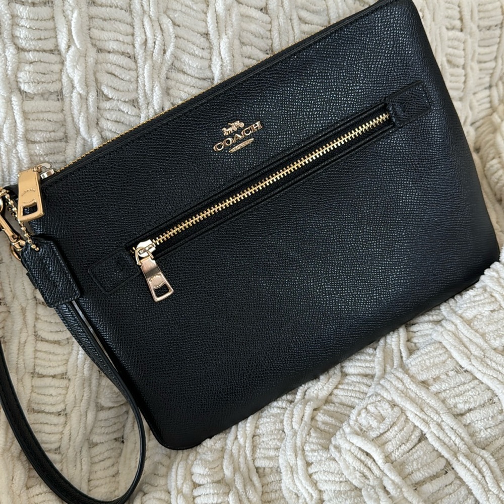 COACH•Wristlet